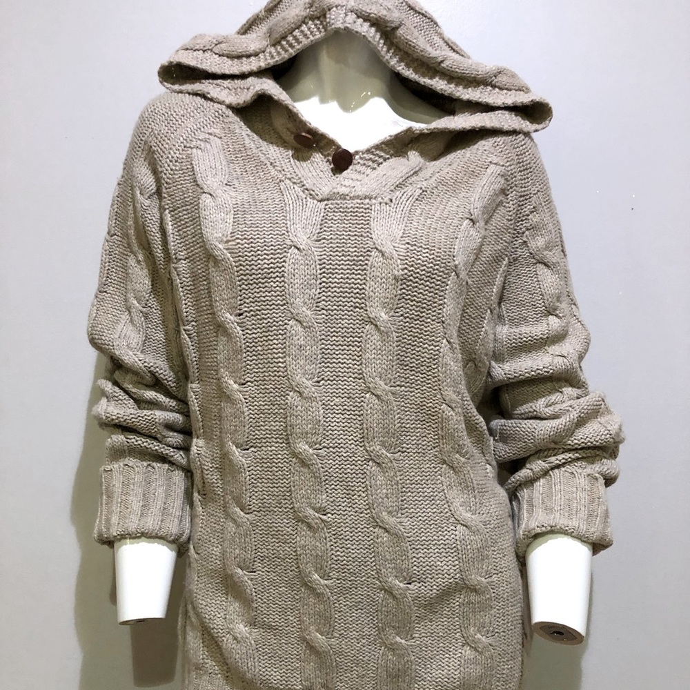 Excellent handmade Wool Top